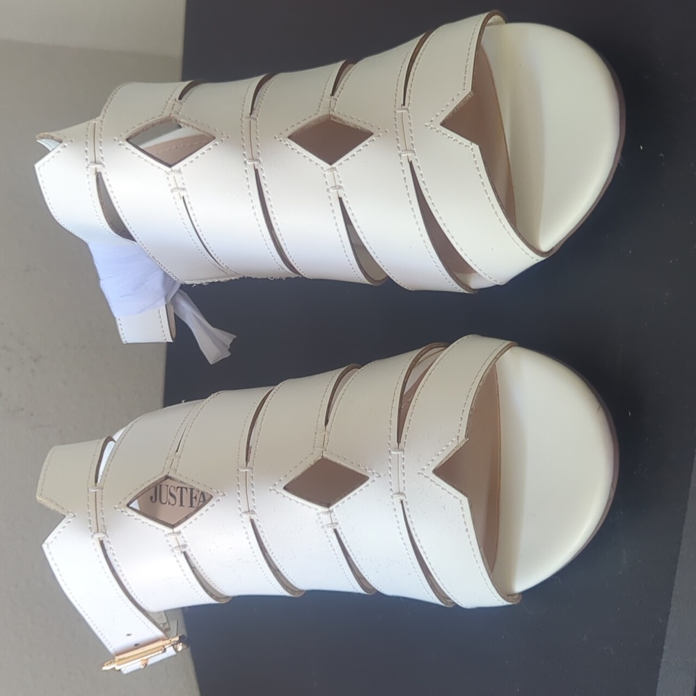 Open toed 4" heels